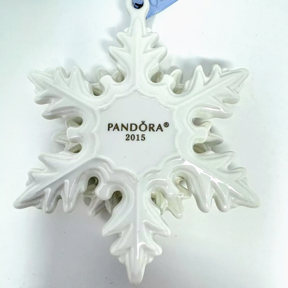 Pandora, 2015, Limited Edition, Porcelain Snowflake, NIB ❄️❄️❄️ - Picture 5 of 15